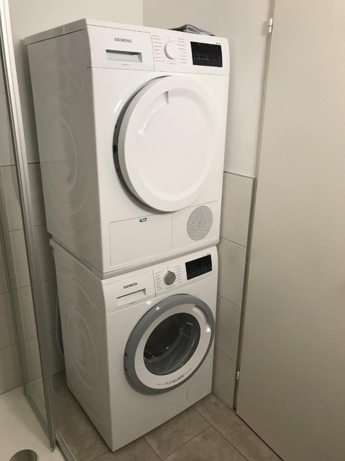 Schoenes Ferienappartment In Zell Am See: Zentral Gelegen Und Naehe Der Areitbahn Und Dem Zeller See エクステリア 写真